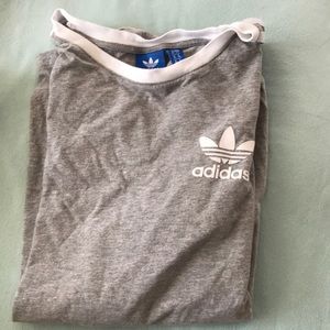 grey adidas tee
